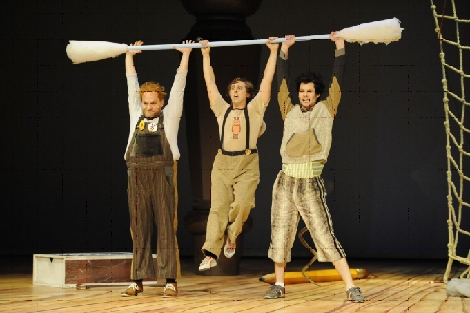 2013 Klassen 5 im Theater